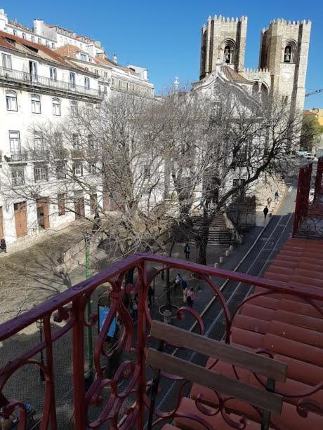 Update Urban Chic Flat In 19Th Century Building 2 Bedrooms & 2 Bathrooms & Ac Central Alfama District Lisboa Ngoại thất bức ảnh
