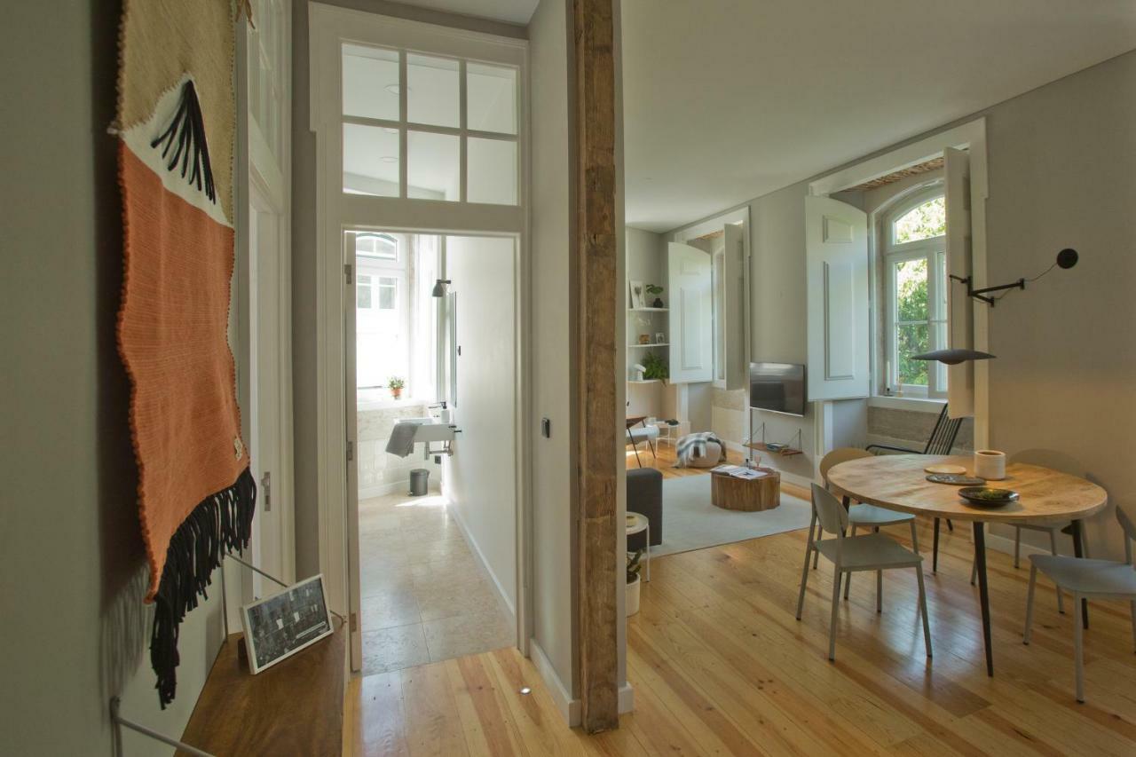 Update Urban Chic Flat In 19Th Century Building 2 Bedrooms & 2 Bathrooms & Ac Central Alfama District Lisboa Ngoại thất bức ảnh